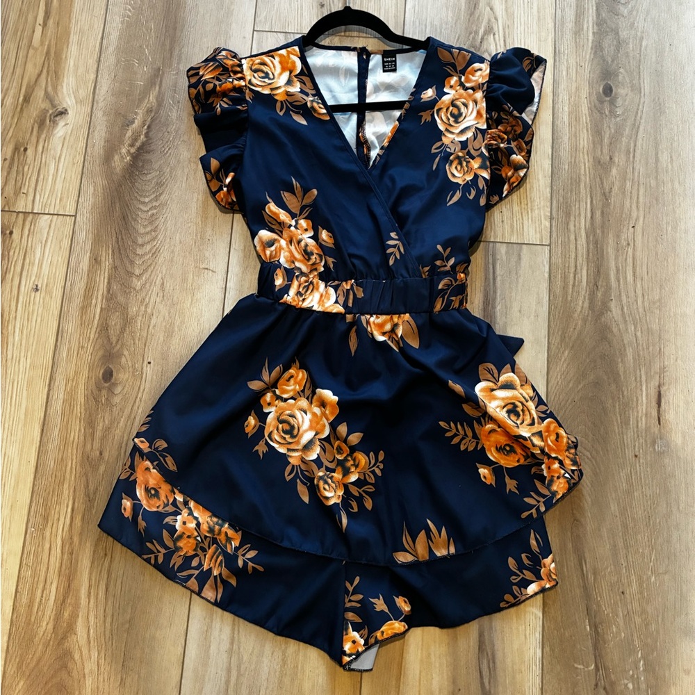 SHEIN Navy and Orange Floral Skort